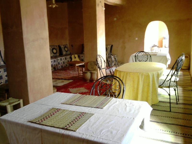Auberge Bassou Nkob Екстер'єр фото